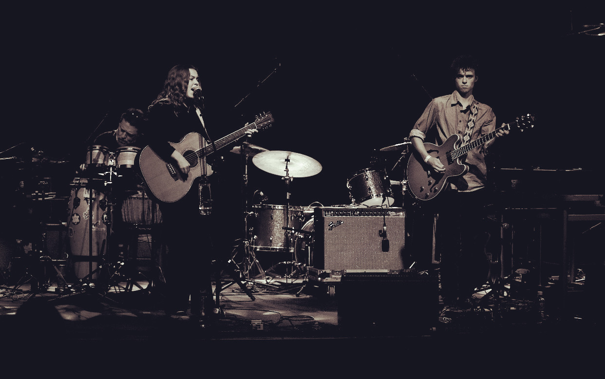 wrenn and ian duo performing live music