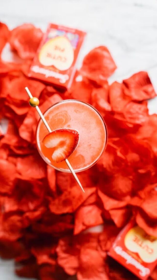 And the V-Day inspo continues! Don’t miss out on the upcoming @mavenhotel + @pokalolasocialclub events. Save + send this post to someone you want to go with. ✨ #VDayEvents #ValentinesDay #ValentinesDenver #DenverThingsToDo #DenverEvents #Galentines #GalentinesDenver