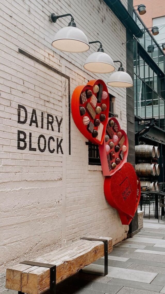 The Lovin’ on The Block continues. Head over to The Alley and treat yourself to @rlyrlystudio + @skyvanah’s delightful box of chocolates art installation. ❤️

ð¸: @sarahgluck 
#DairyBlock #LovinOnTheBlock #DestinationFound #DenverArt #DiscoverDenver #Artist #DenverArtist #ArtInstallation