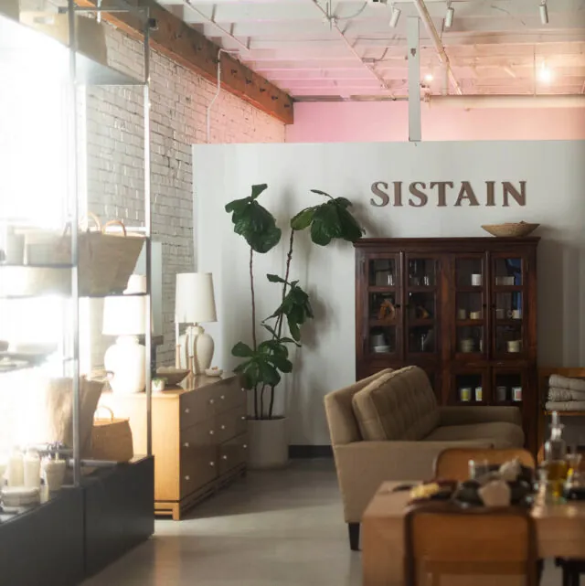 It wouldn't be Earth Day without our friends at @SISTAIN 🌎. Their philosophy? Take care of yourself, so you can take care of the planet. Imperfectly, but collectively.Drop a 💚 + your green tip below and spread some eco-friendly love!